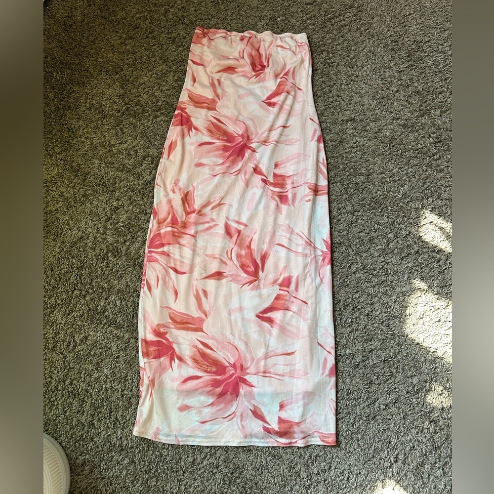See You Monday Pink Floral Maxi strapless dress